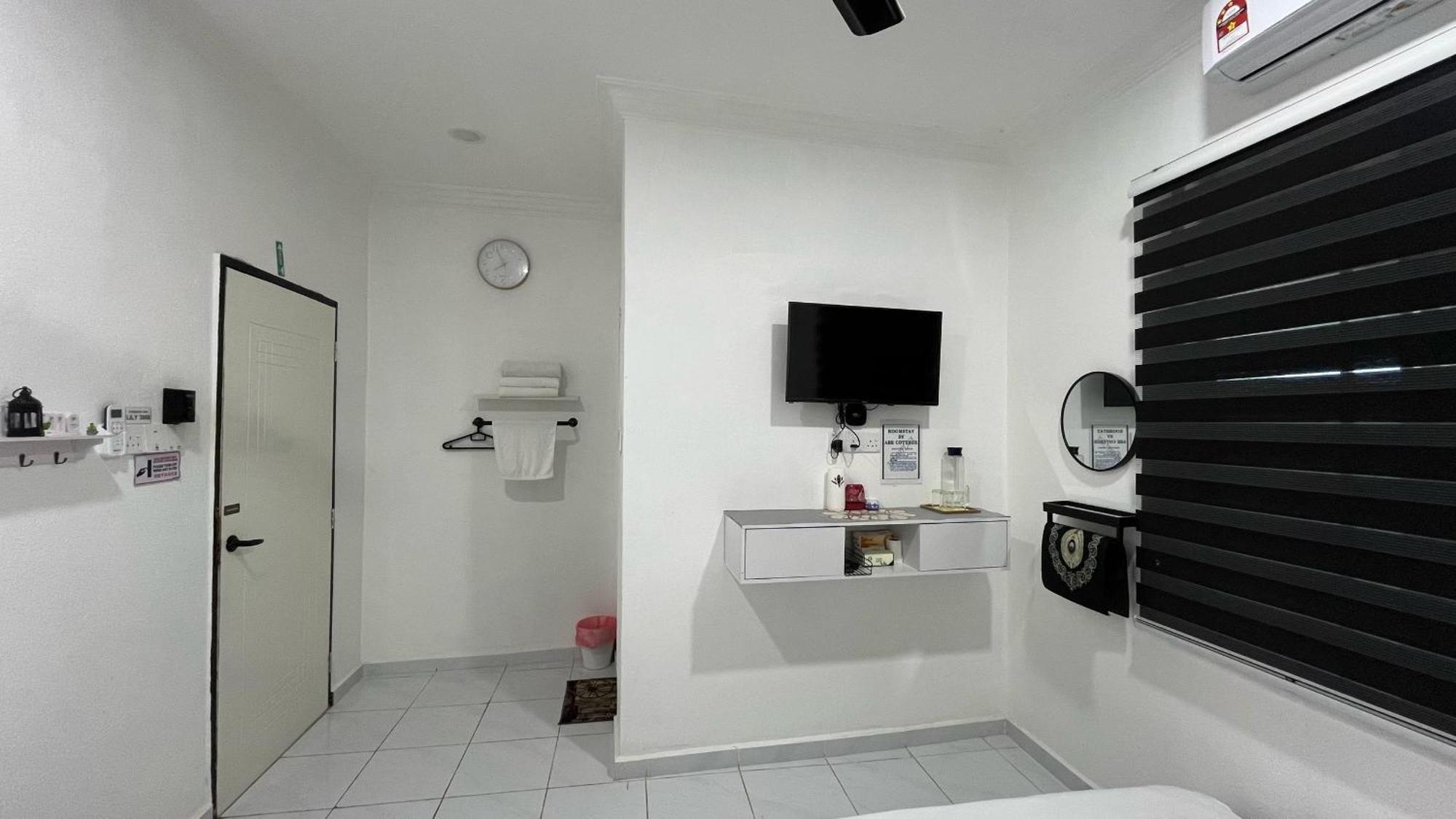 Roomstay By Abe Cottage カンポン・クアラ・ベシュット 部屋 写真
